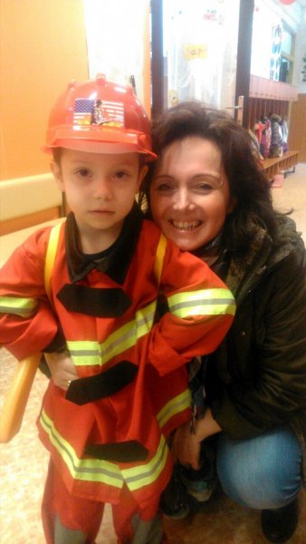 image-e7109f78d9ec724e49572f7173b09924a16bfdab21376632a18124152c7a3318-V (1)